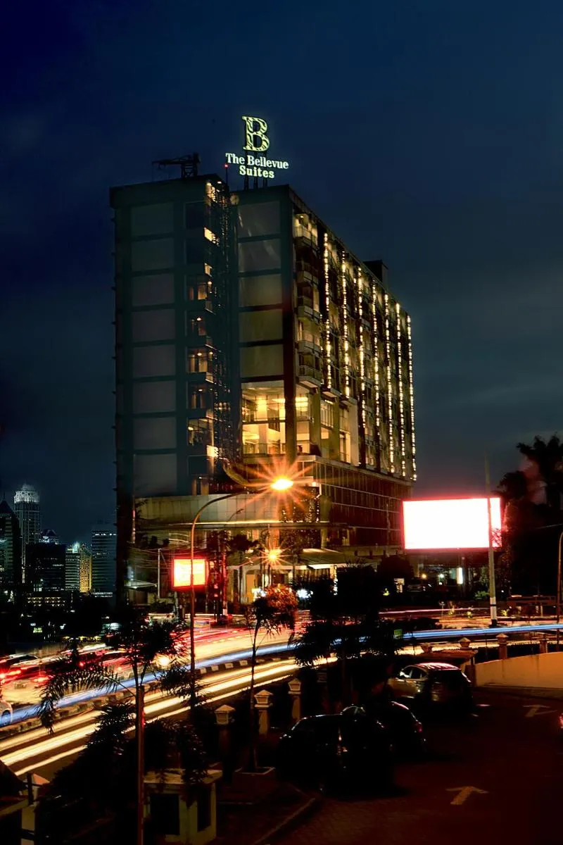 Image 3 of ASTON Bellevue Radio Dalam