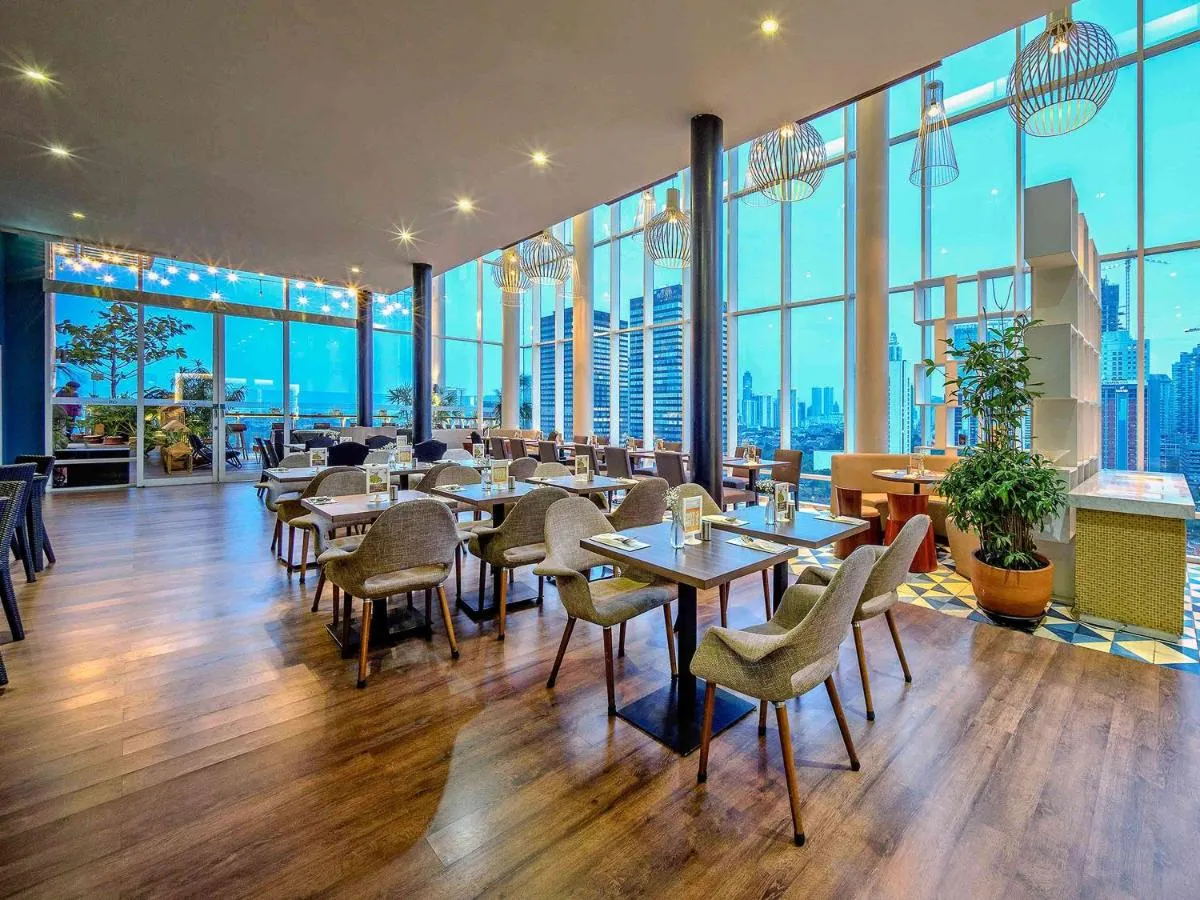Image 2 of All Seasons Jakarta Thamrin