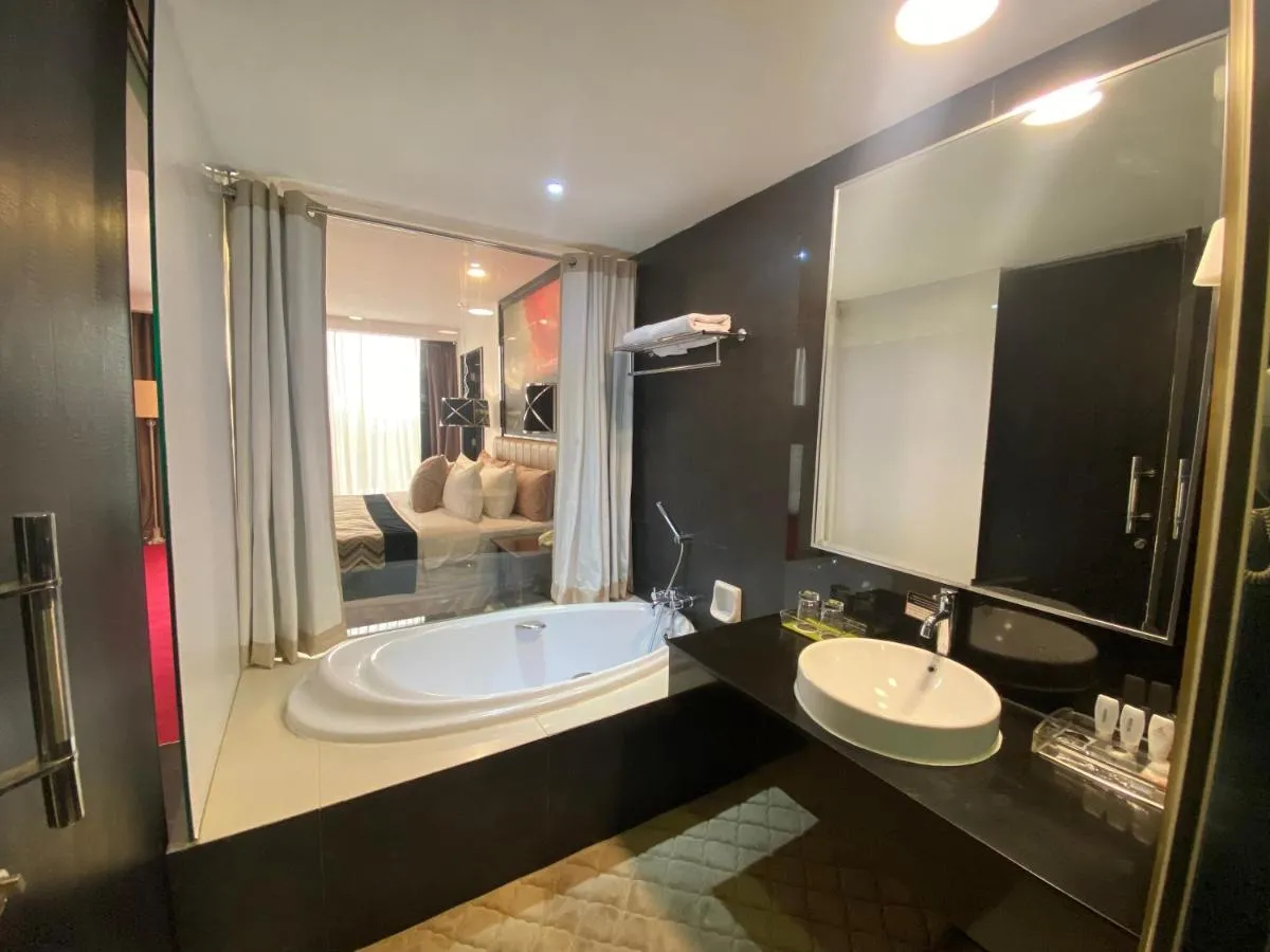 Image 2 of Amaroossa Cosmo Jakarta