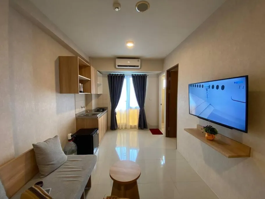 Image of Apt Oak Tower 2BR Pulo Gadung with Pool
