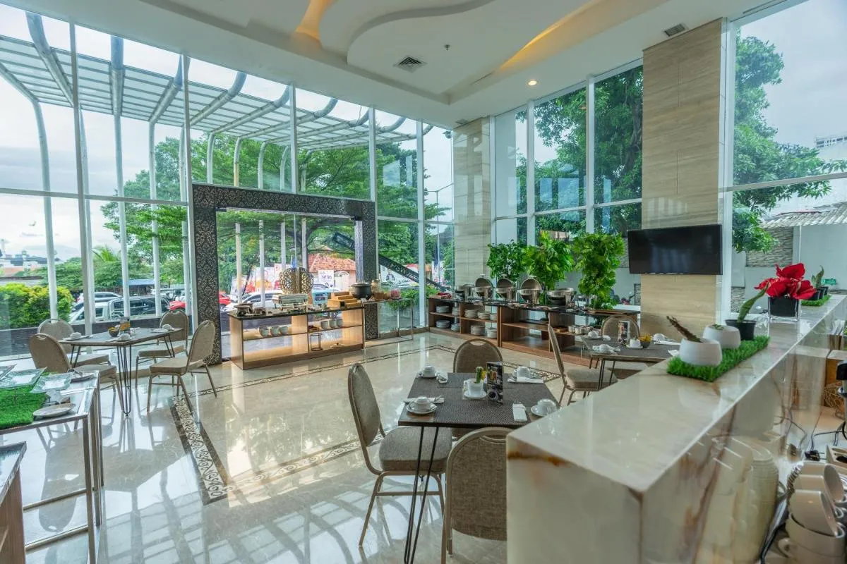 Image 4 of Azana Suites Hotel Antasari
