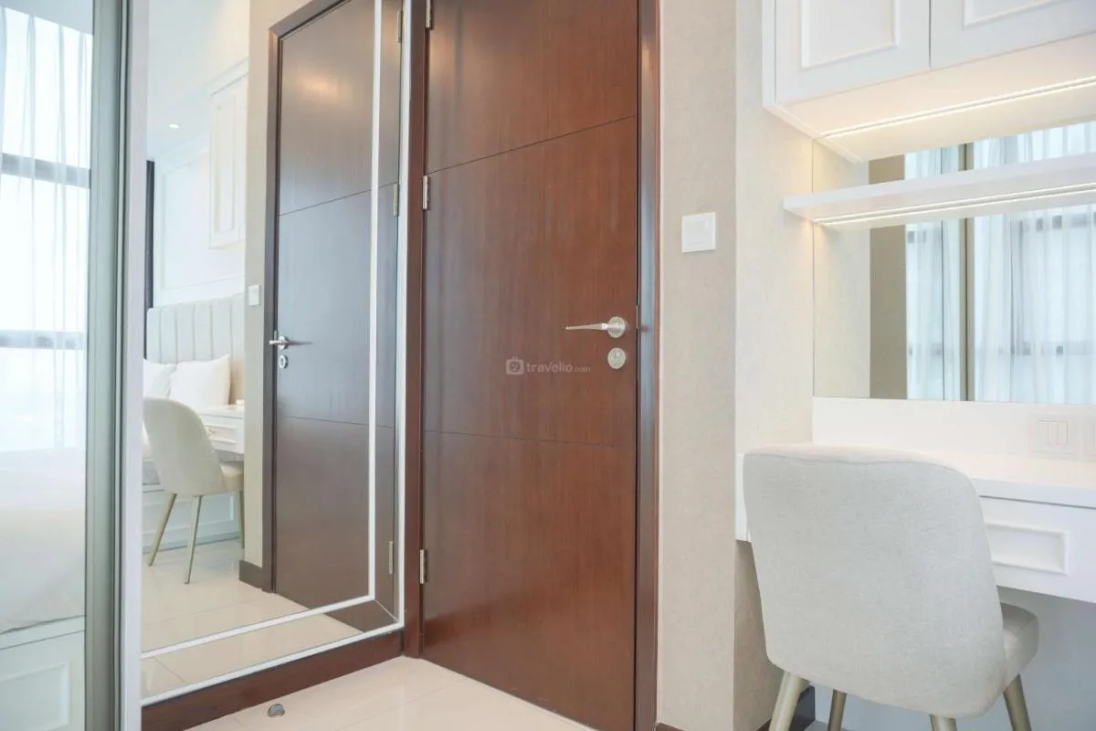 Image 2 of Best Spacious and Nice 3BR at 28th Floor Casa Grande Apartment By Travelio