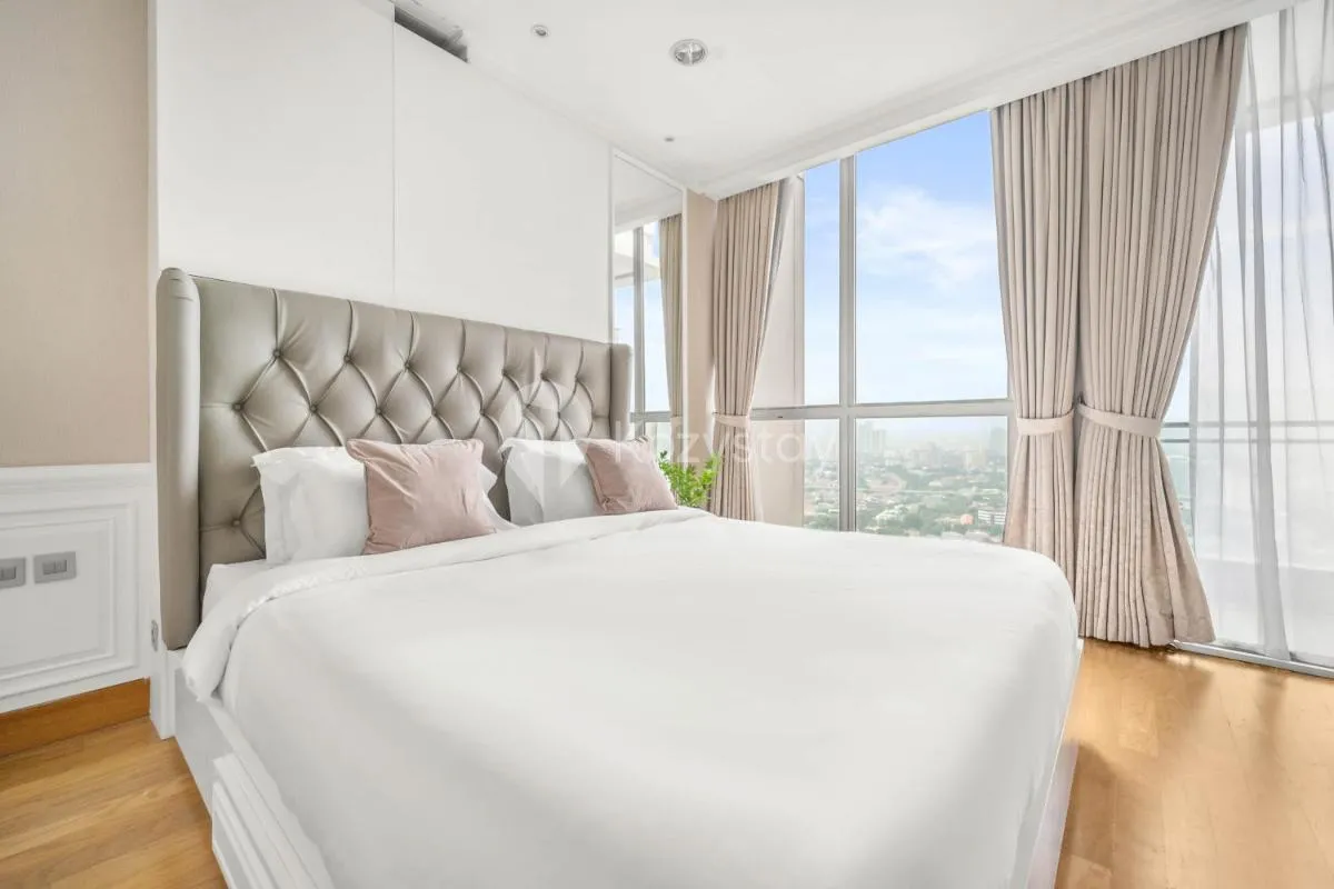 Image 1 of Blanc by Kozystay – SCBD