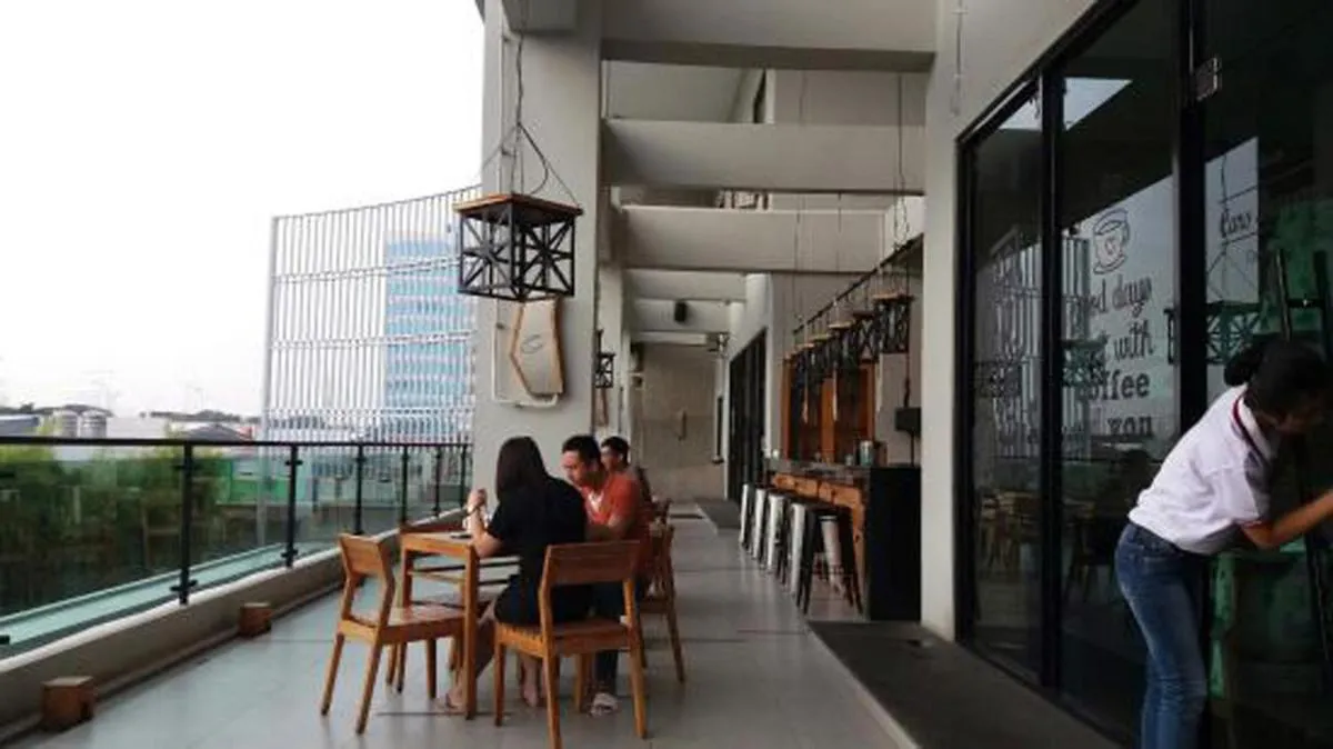 Image 2 of Cabin Hotel