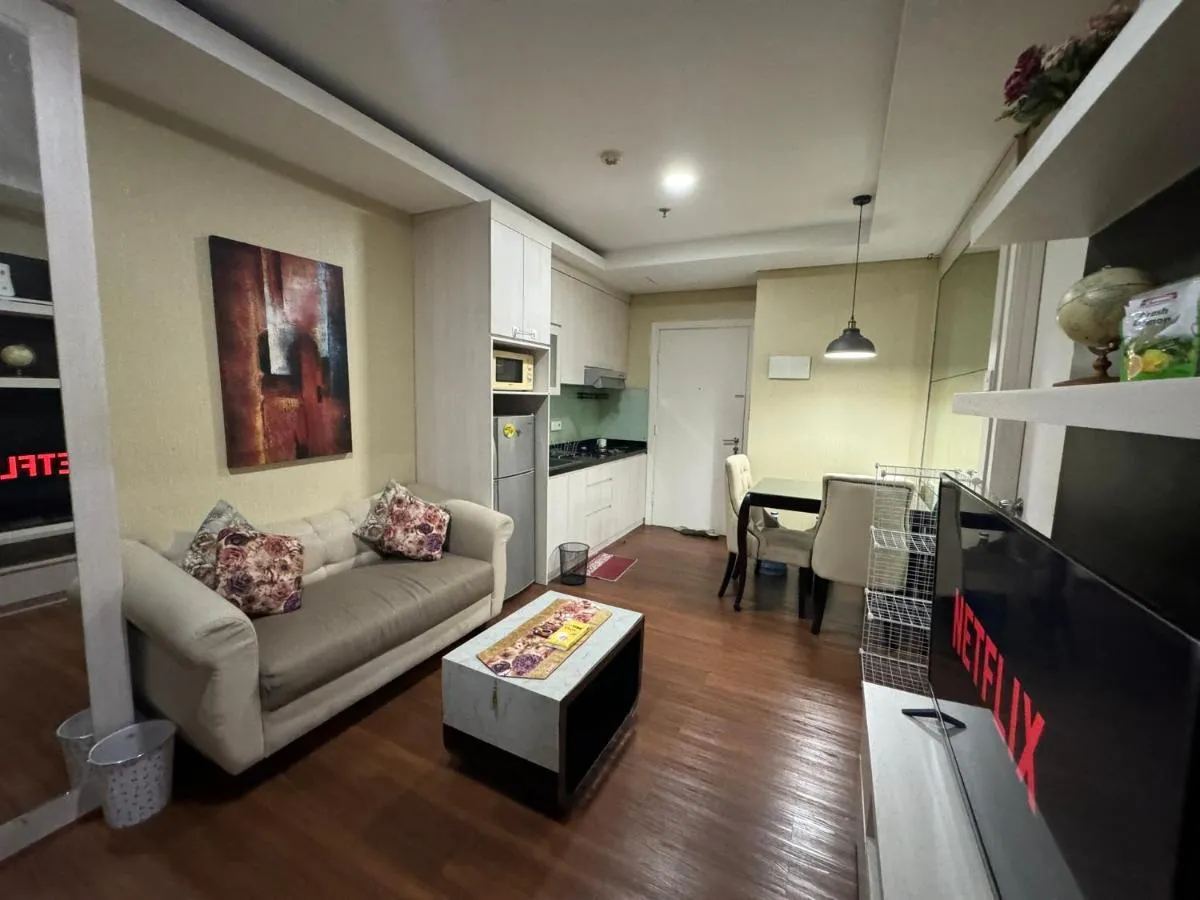 Image 2 of Comfy & Stylish 1BR At Central