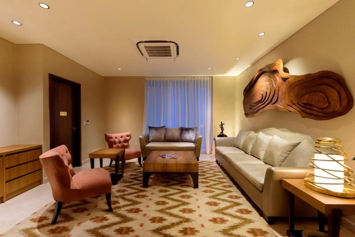 Image 1 of Dwijaya House of Pakubuwono