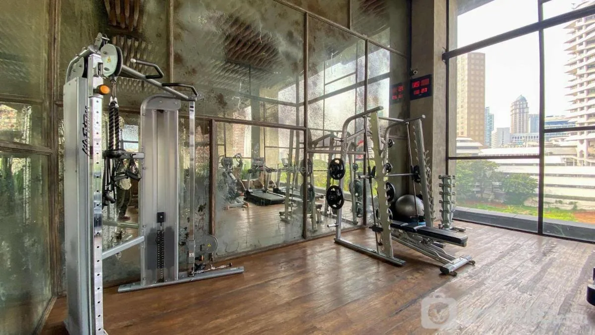 Image 5 of Gorgeous and Comfortable 1BR Sudirman Suites Apartment By Travelio