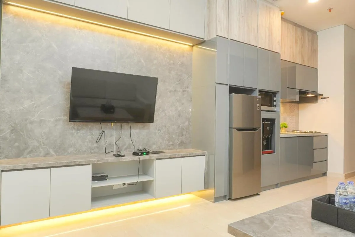 Image 4 of Gorgeous and Comfortable 1BR Sudirman Suites Apartment By Travelio