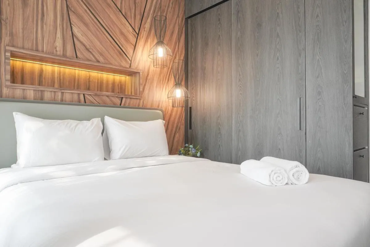Image 1 of Gorgeous and Comfortable 1BR Sudirman Suites Apartment By Travelio