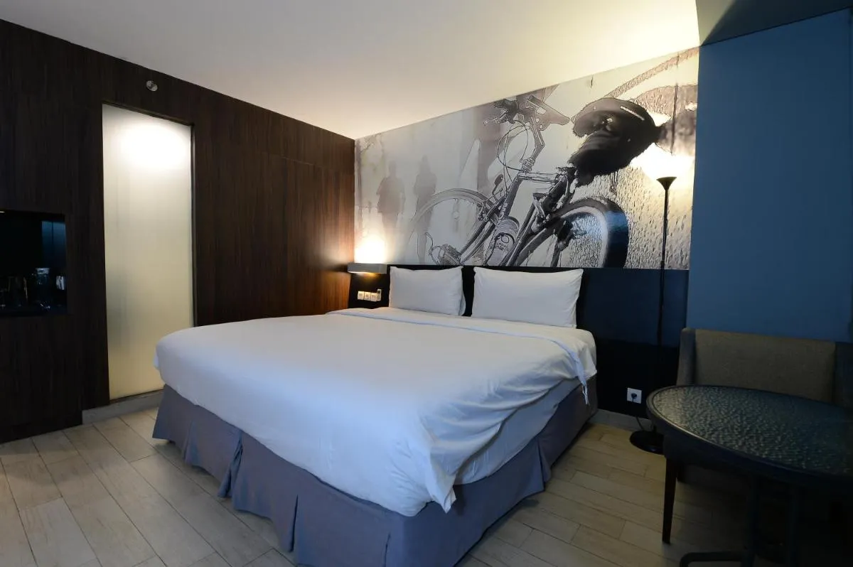 Image 1 of HORU HOTEL MANGGA DUA SQUARE