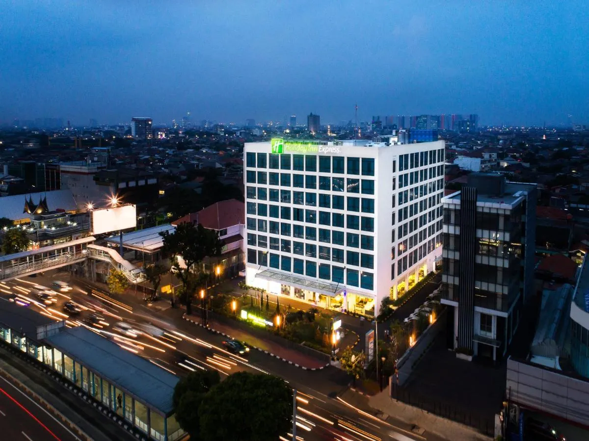 Image 6 of Holiday Inn Express Jakarta Matraman, an IHG Hotel