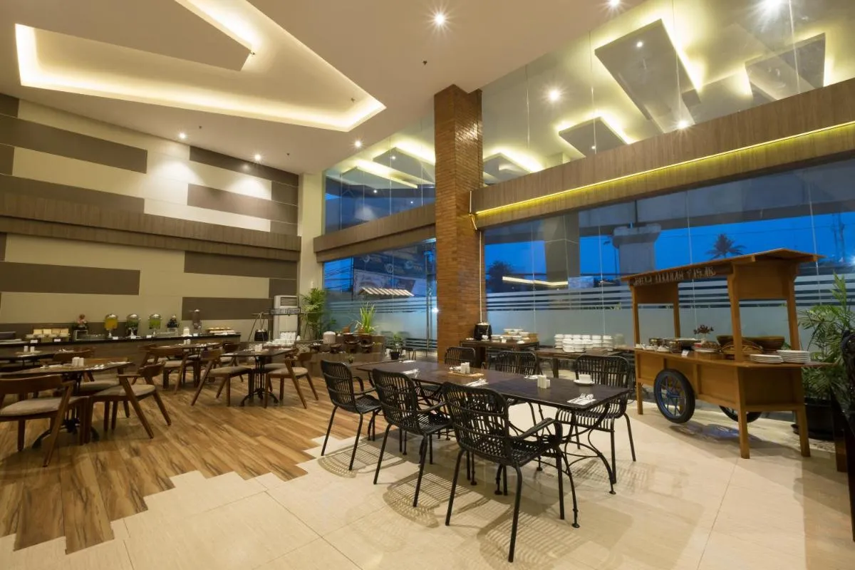 Image 2 of Hotel 88 ITC Fatmawati Jakarta By WH