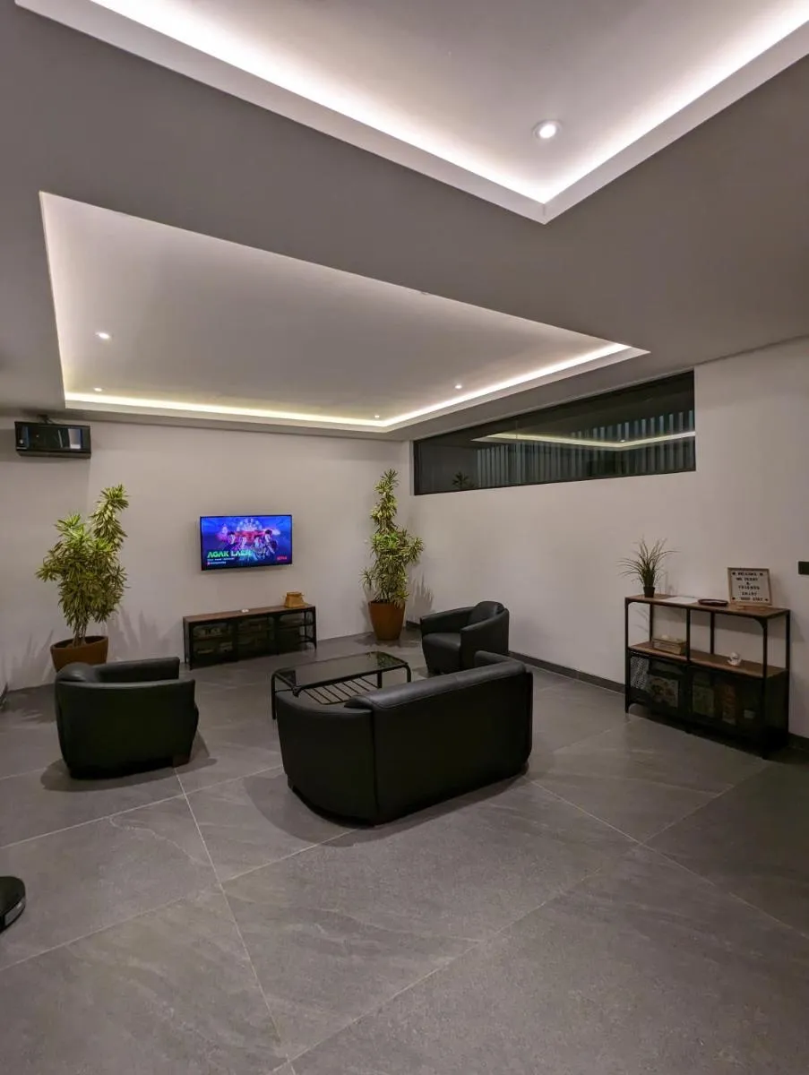 Image 5 of House of Patra 36