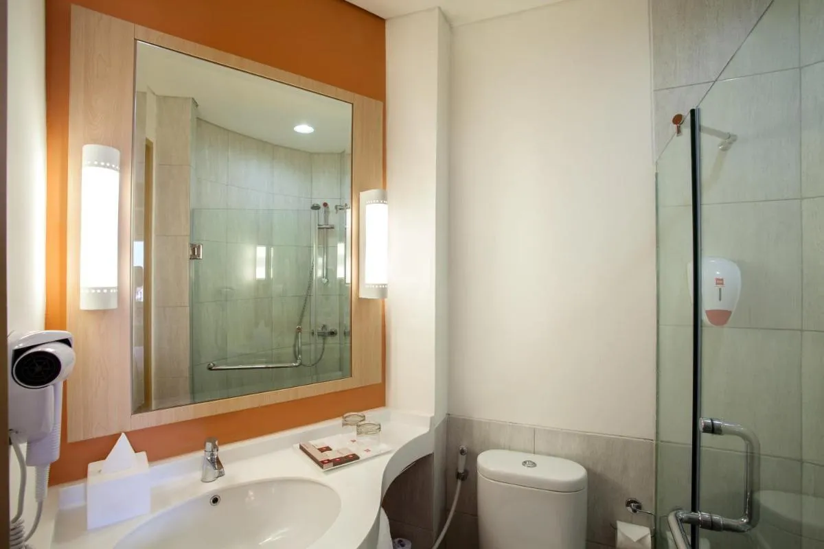 Image 1 of Ibis Jakarta Harmoni