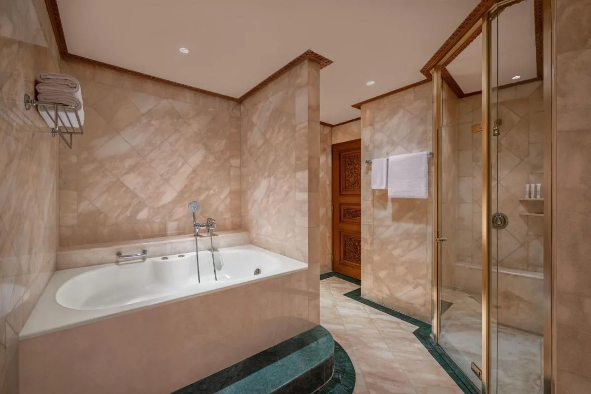 Image 2 of Le Meridien Jakarta