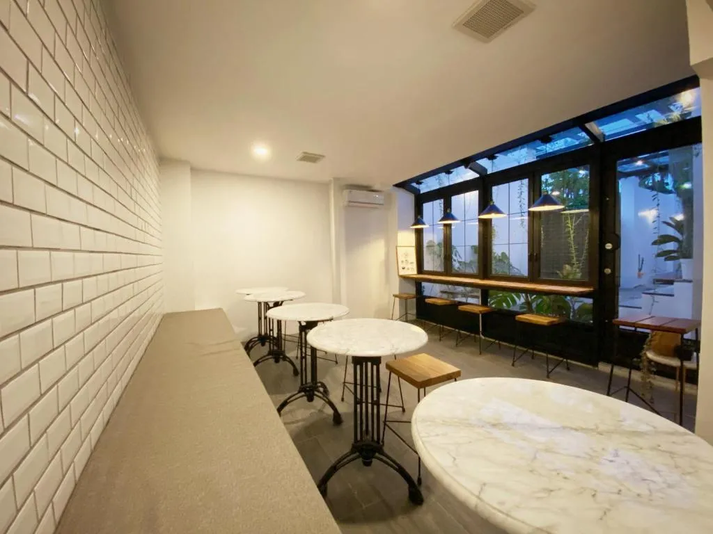 Image of Loewys Home Tanjung Duren Jakarta Barat
