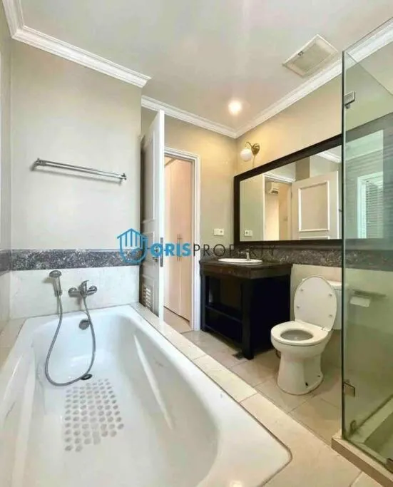 Image 4 of Lovely 3-Bedroom rental unit