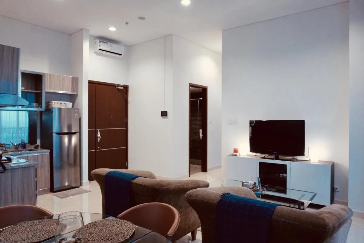 Image 4 of Lucky Tower Residence 2BR Top Floor Condo