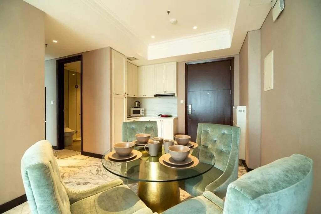 Image of Luxury & Bright 2BR Chianti Tower Mall Access