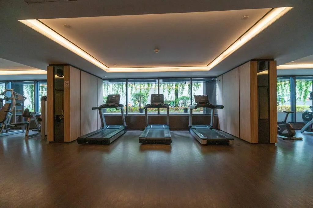Image 5 of Luxury & Bright 2BR Chianti Tower Mall Access