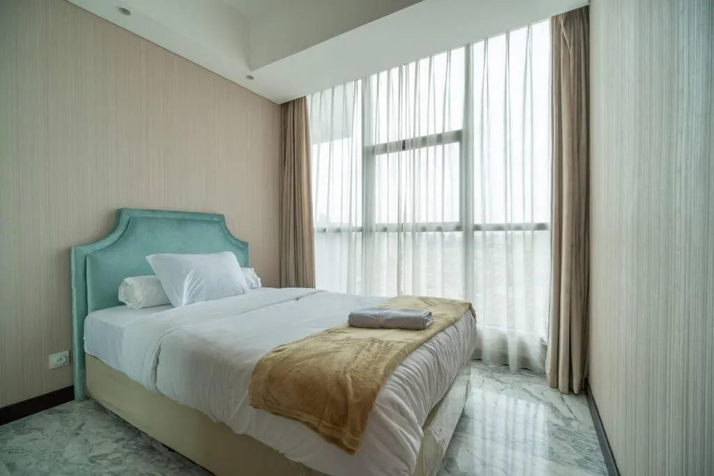 Image 1 of Luxury & Bright 2BR Chianti Tower Mall Access