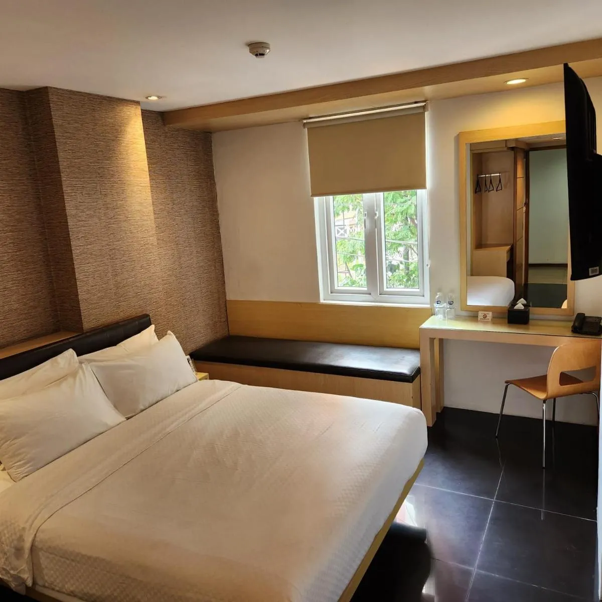 Image 4 of M Hotel