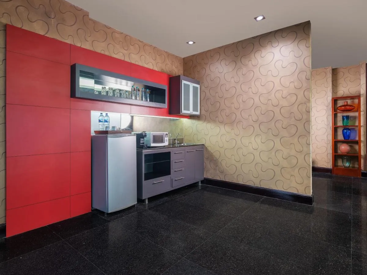 Image 3 of Manhattan Hotel Jakarta