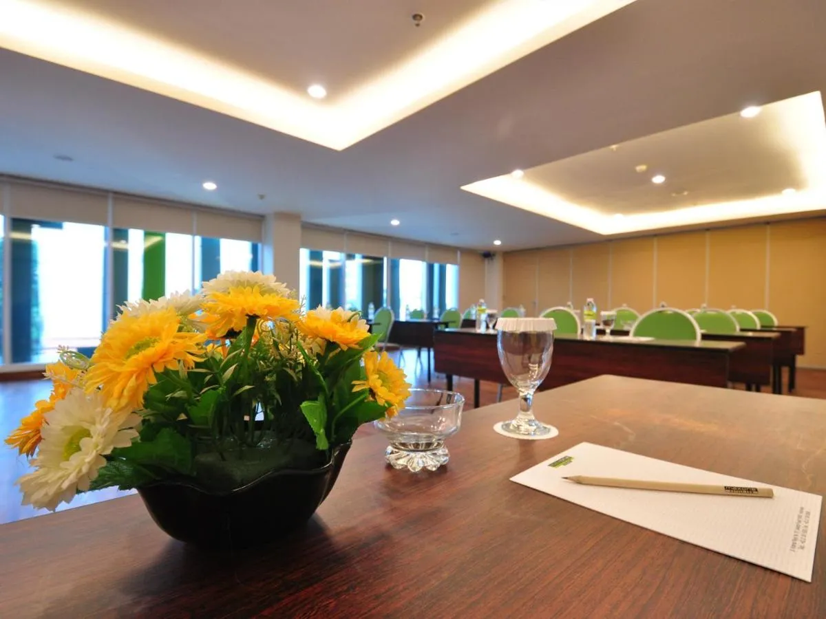 Image 6 of MaxoneHotels.com at Kramat