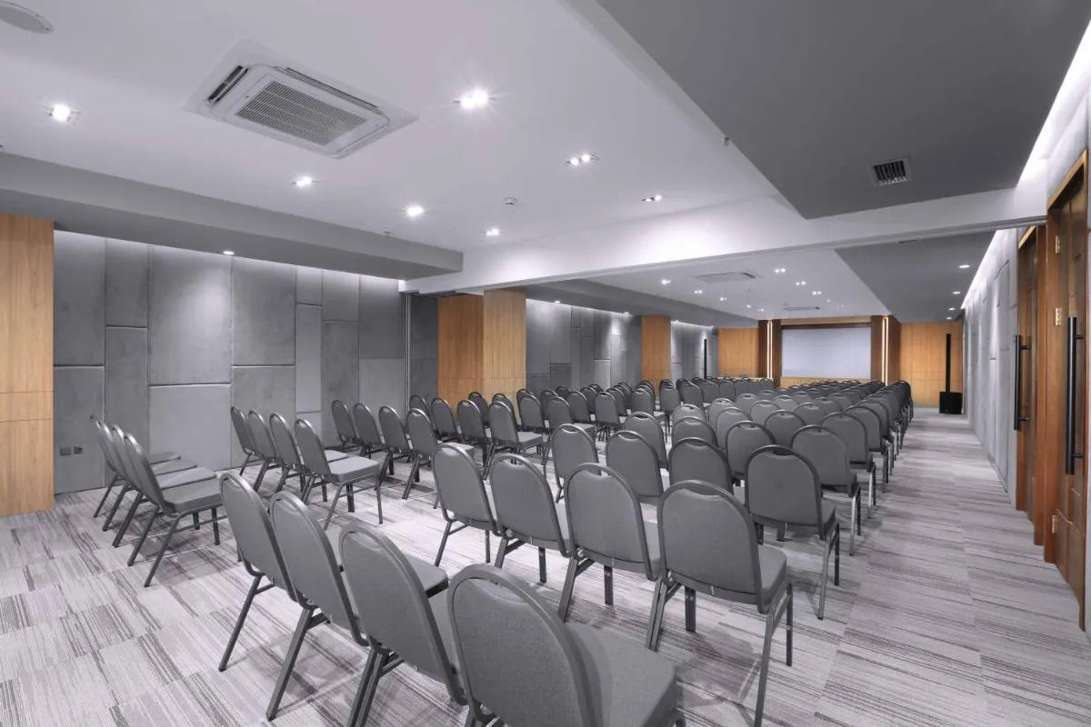 Image 5 of Neo Hotel Puri Indah