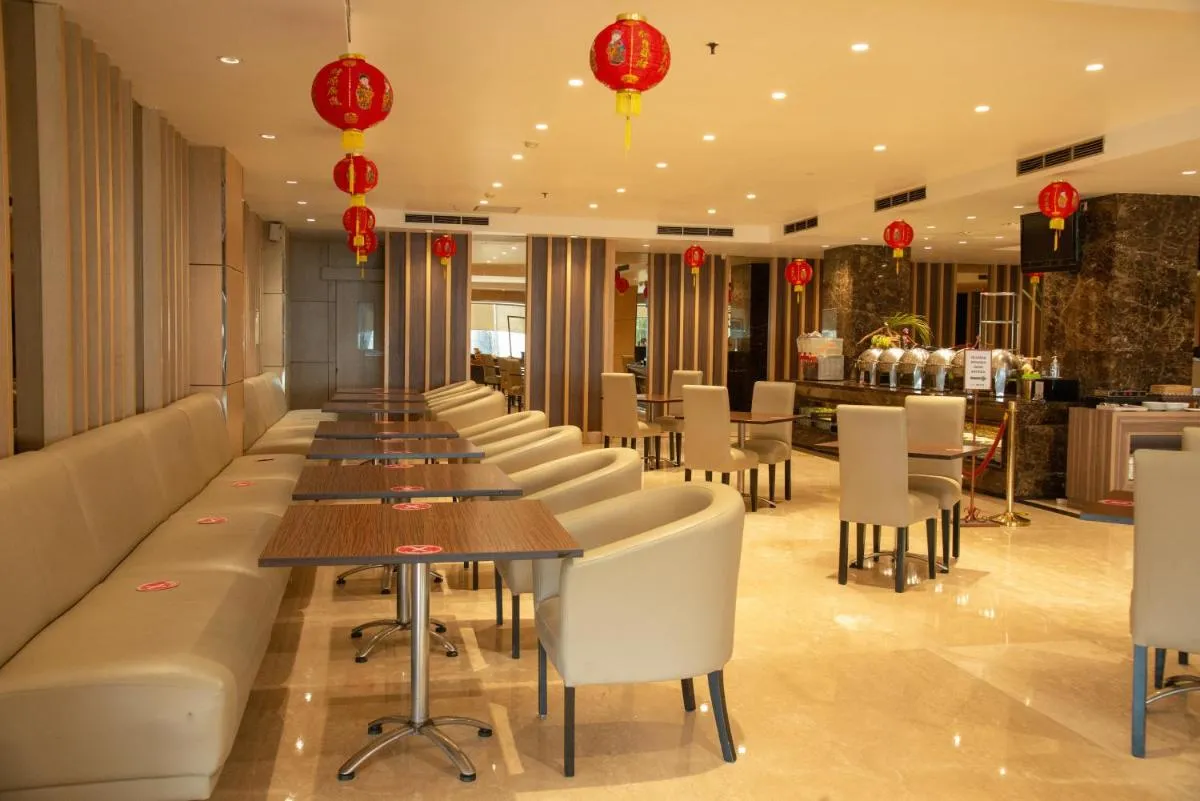 Image 1 of Orchardz Hotel Industri Jakarta Kemayoran
