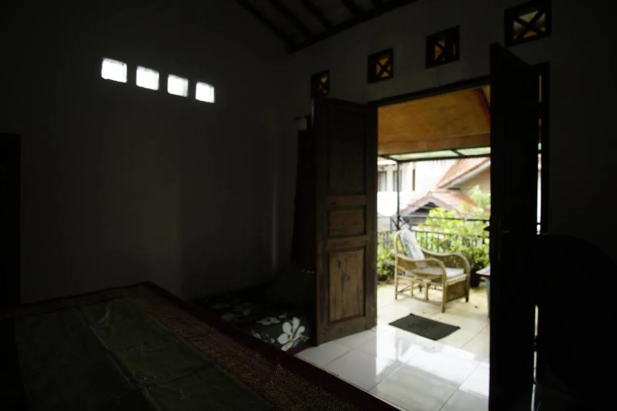 Image 2 of PM Room