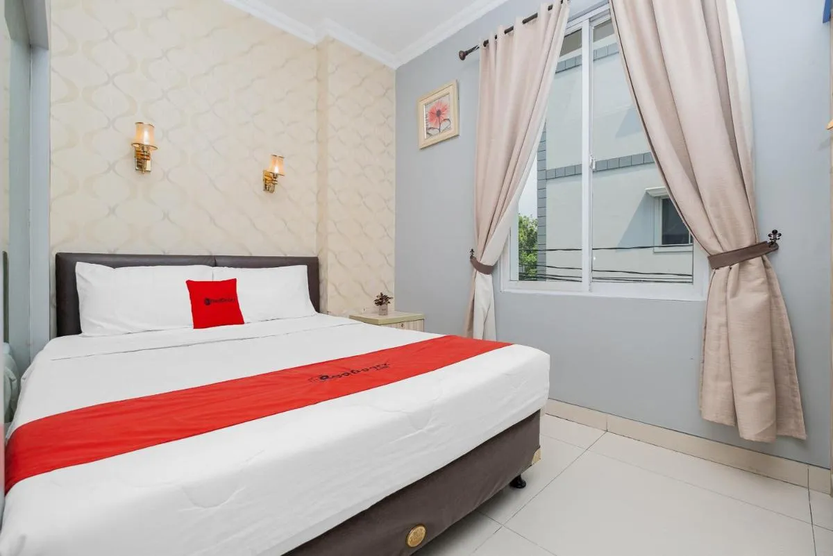 Image 5 of RedDoorz Plus @ Cideng Barat