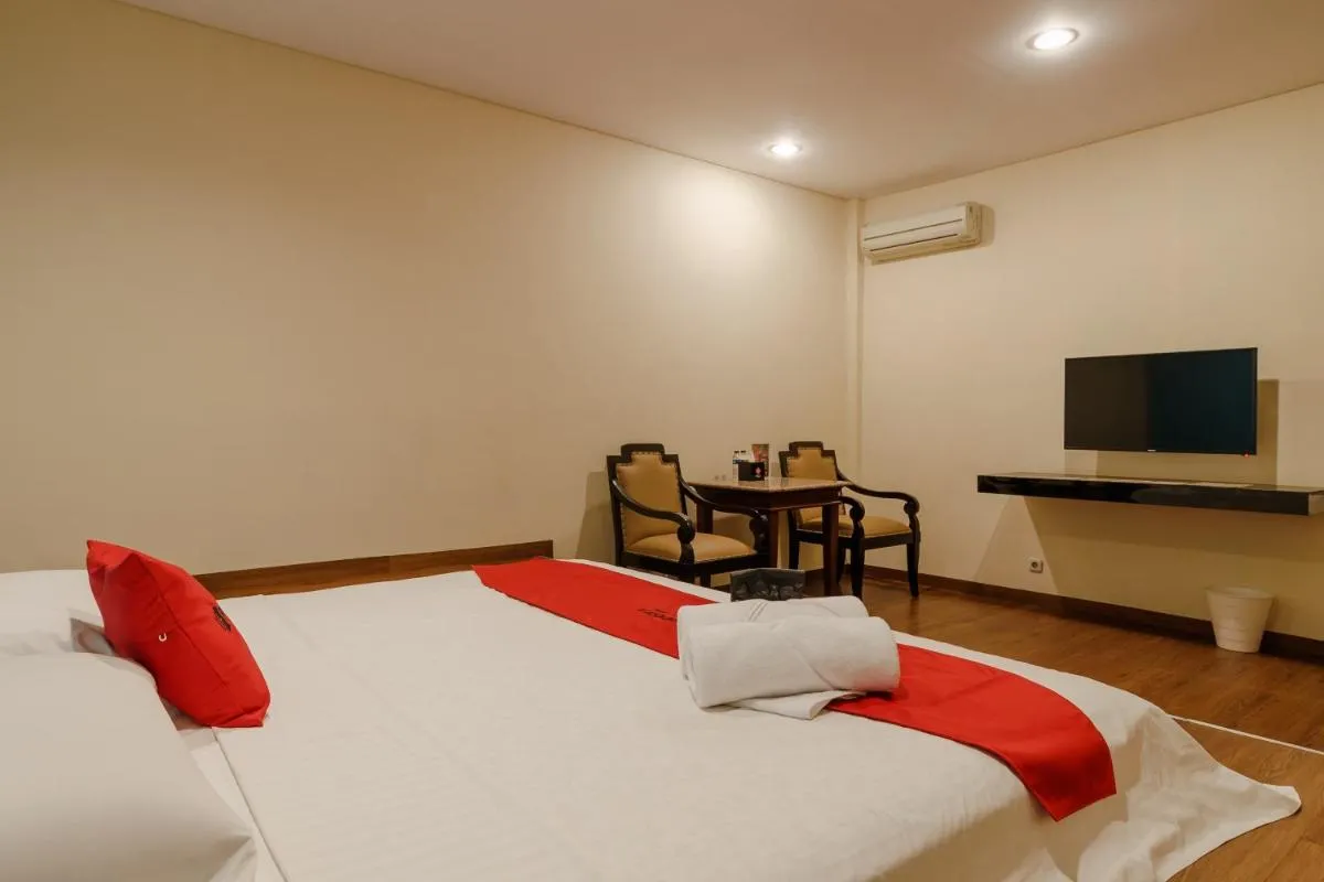 Image 6 of RedDoorz Plus near Dunia Fantasi Ancol