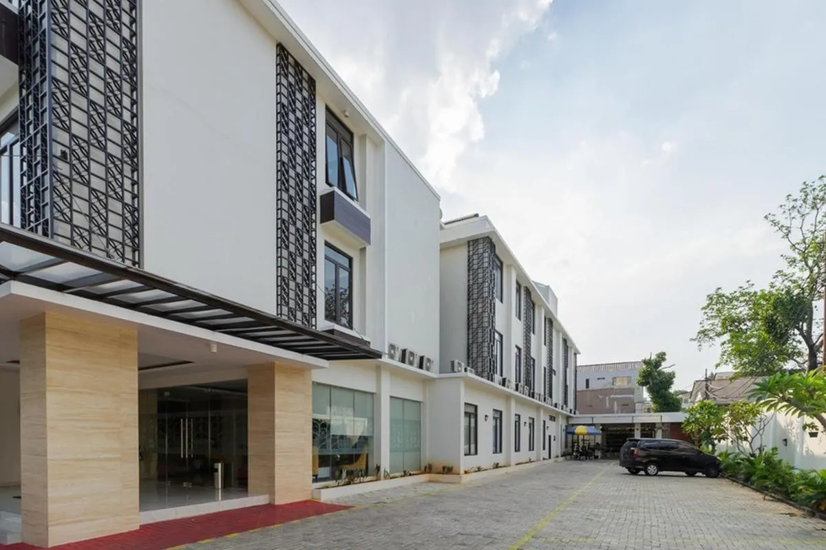 Image 4 of RedDoorz Plus near Lippo Mall Kemang 2