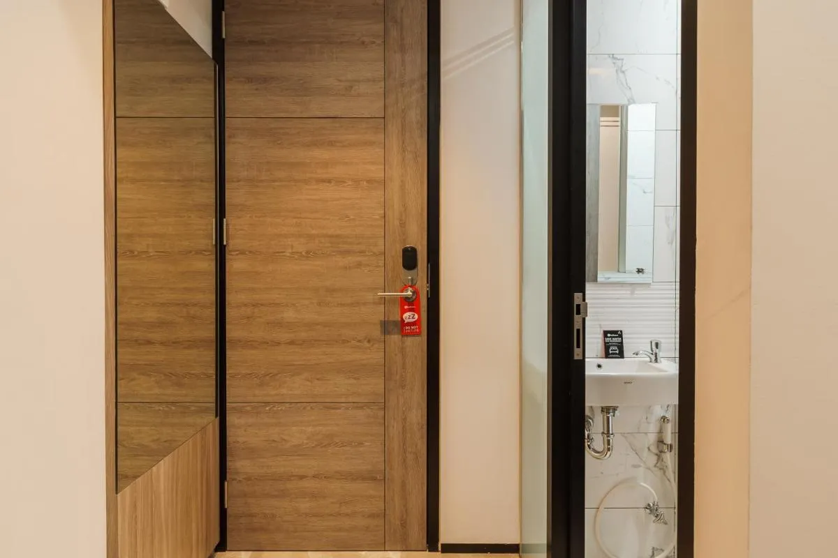 Image 2 of RedDoorz Plus near Senayan City