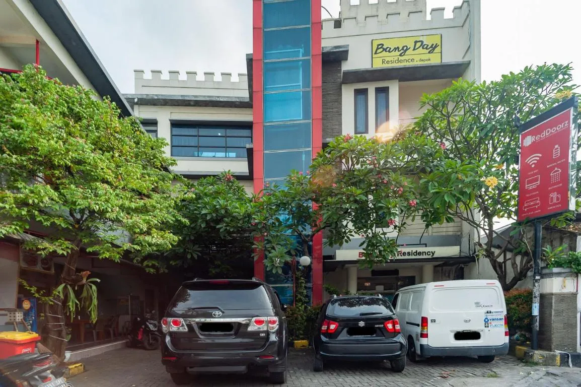 Image of RedDoorz Plus near Universitas Indonesia