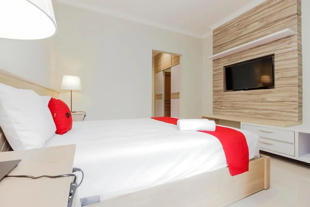 Image 4 of RedDoorz Premium near Ragunan Zoo 2