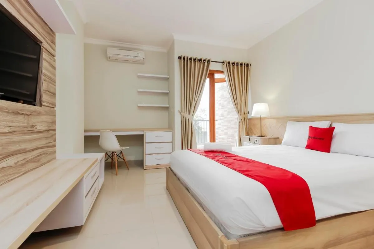 Image 6 of RedDoorz Premium near Ragunan Zoo 2