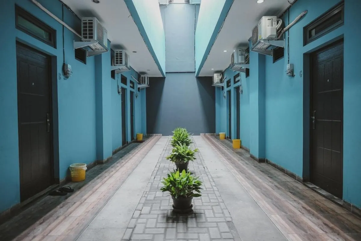 Image 5 of RedDoorz near RSUD Koja