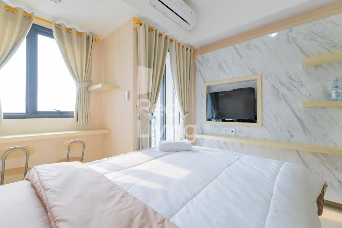 Image 5 of RedLiving Apartemen Jakarta Living Star – BoboRooms