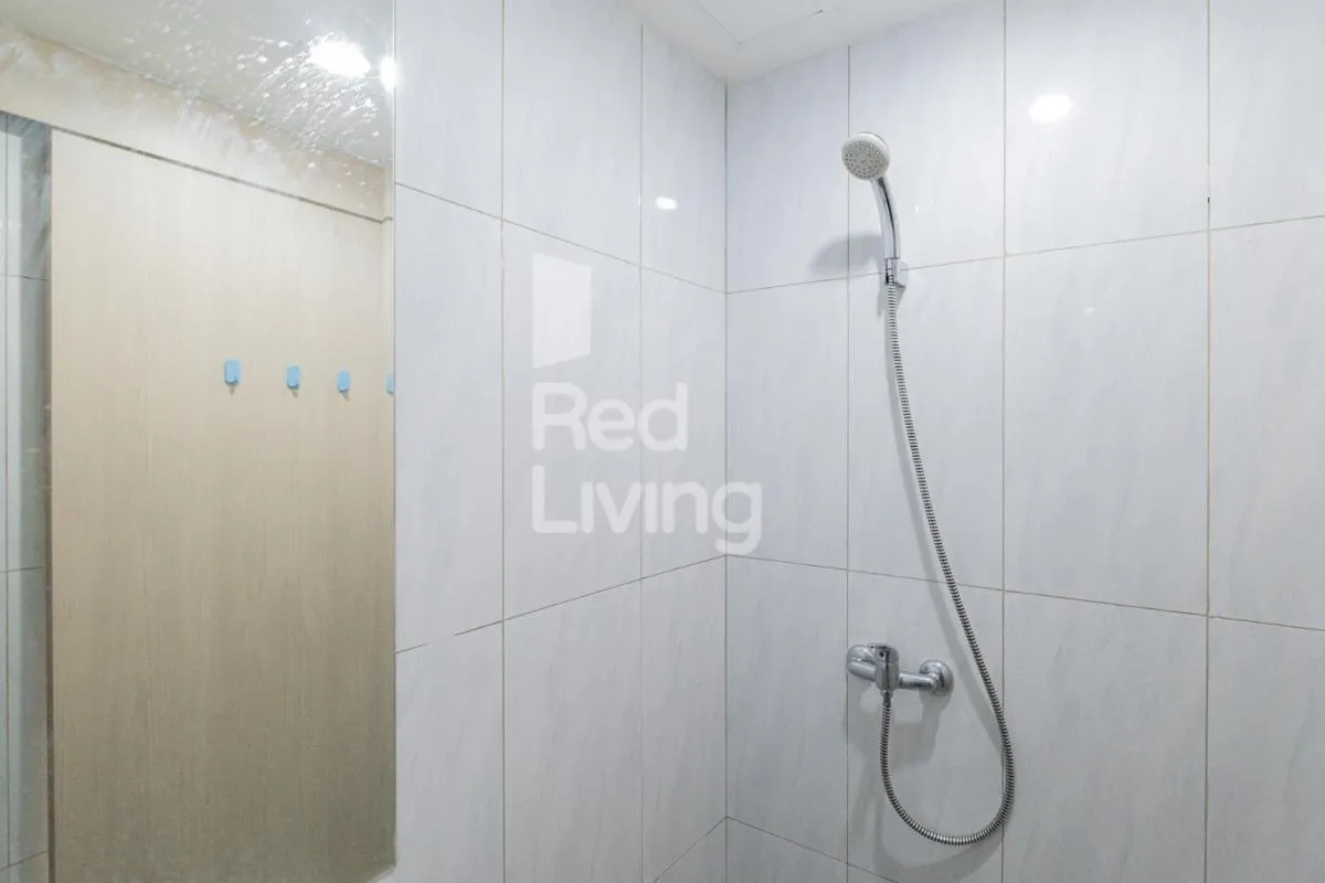 Image 2 of RedLiving Apartemen Jakarta Living Star – BoboRooms
