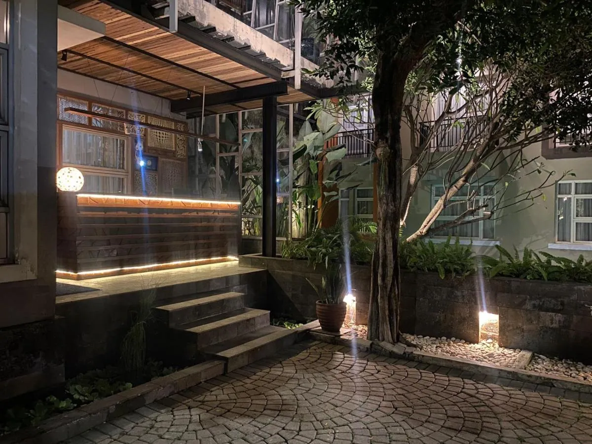 Image 3 of Regato Suites