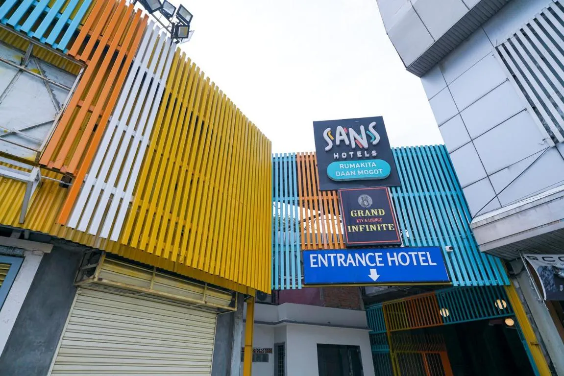 Image of Sans Hotel Rumah Kita Daan Mogot by RedDoorz