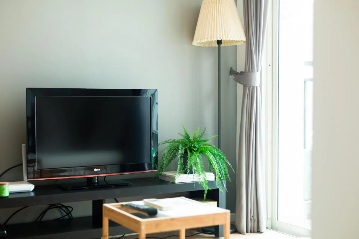 Image 2 of Scandi style flat in Central Jakarta, Gym & Pool