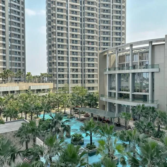 Image 6 of Studio, West Jakarta Oasis, Netflix, Pool, Mall