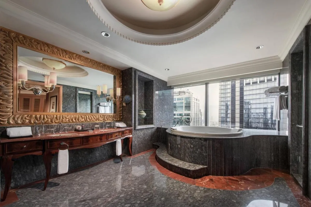 Image 2 of The Ritz-Carlton Jakarta, Mega Kuningan