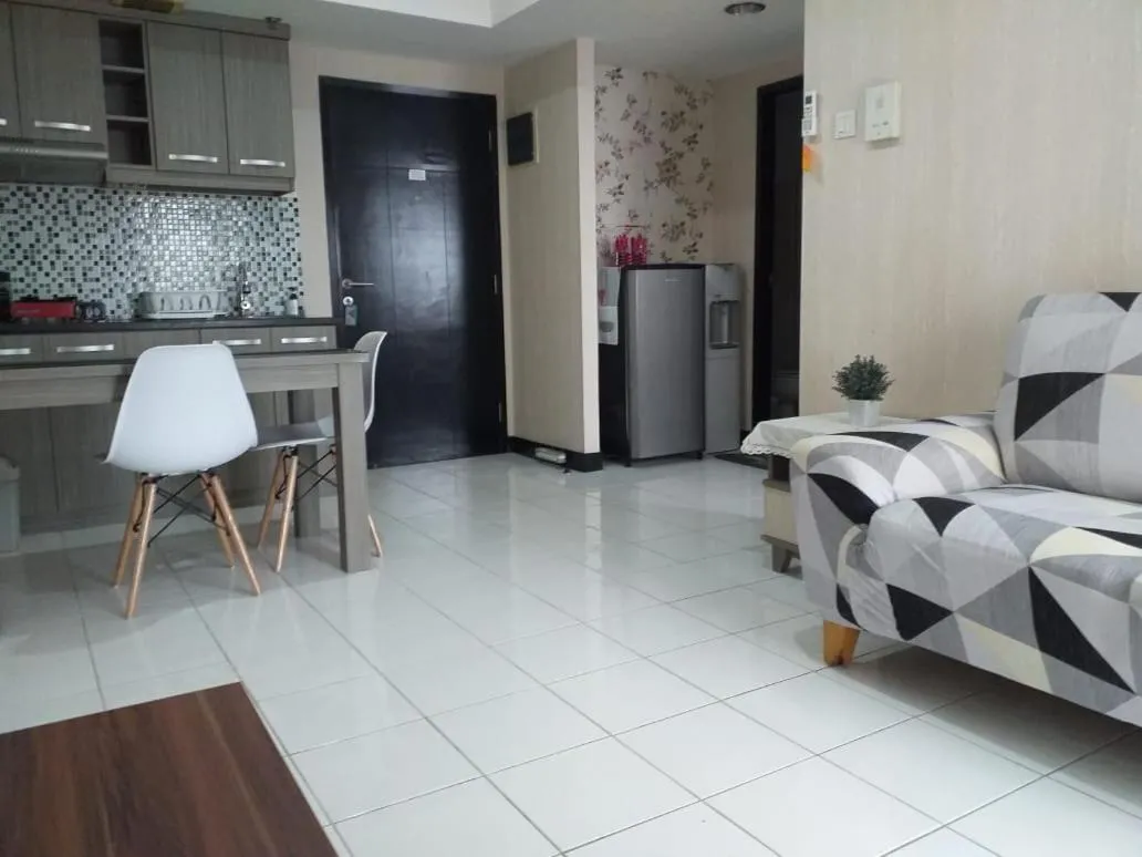 Image 2 of The Wave Apartment