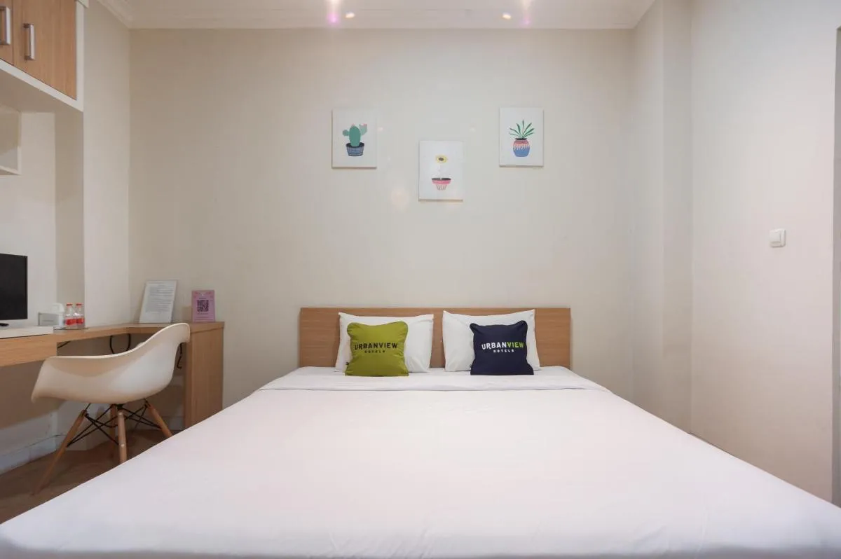 Image 1 of Urbanview Hotel Jagakarsa by RedDoorz