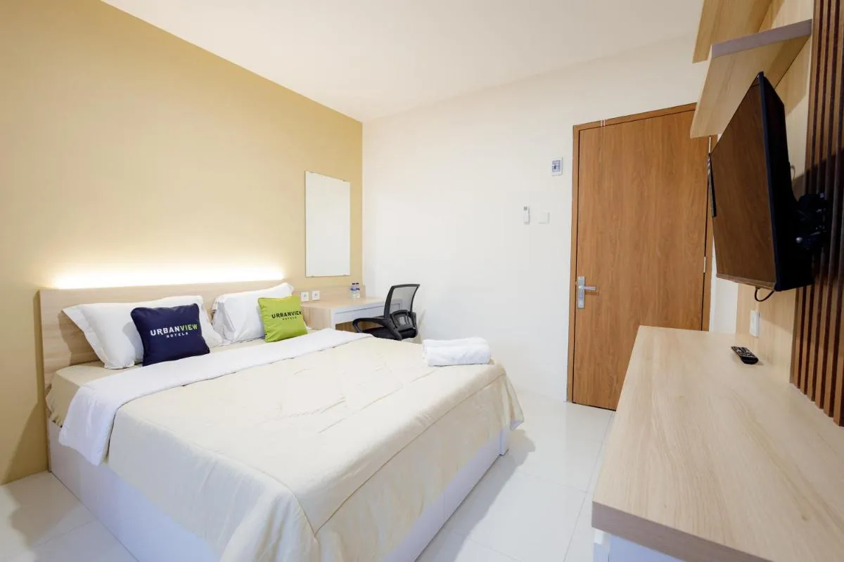 Image 1 of Urbanview Hotel Syariah The Ragunan Residence