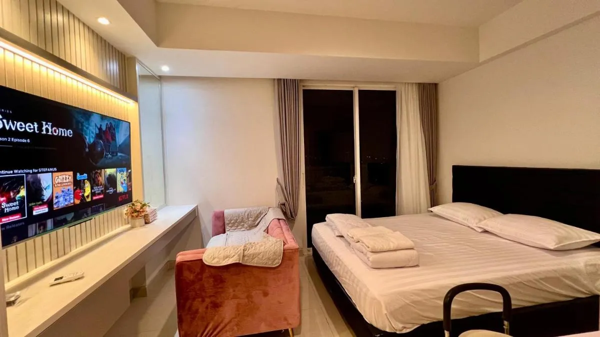 Image 1 of West Vista Apartment JKT Modern Design w/55” TV and 40/mbps Wi-fi